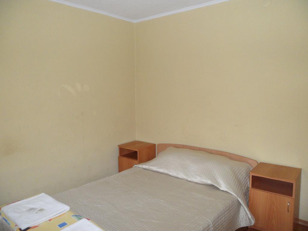 Hotel And Sport Complex Dinamo Dnipro Quarto foto