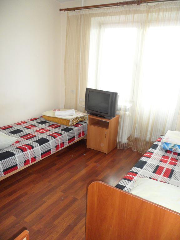 Hotel And Sport Complex Dinamo Dnipro Quarto foto